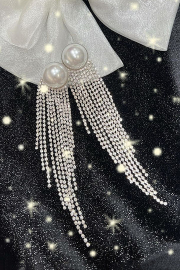 Lange luxuriöse und elegante Ohrringe mit Perlen und Zirkonium WE024