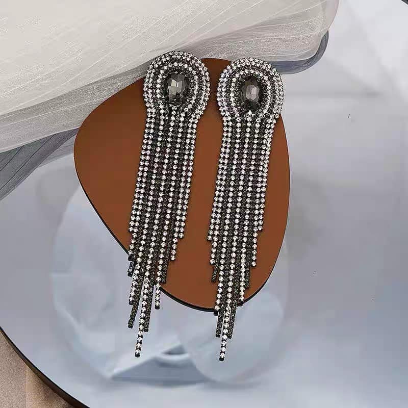 Cercei candelabru luxury eleganti lungi din ziriconiu WE042