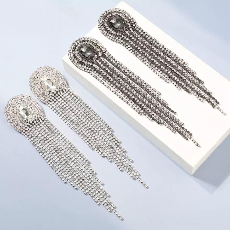 Cercei candelabru luxury eleganti lungi din ziriconiu WE042