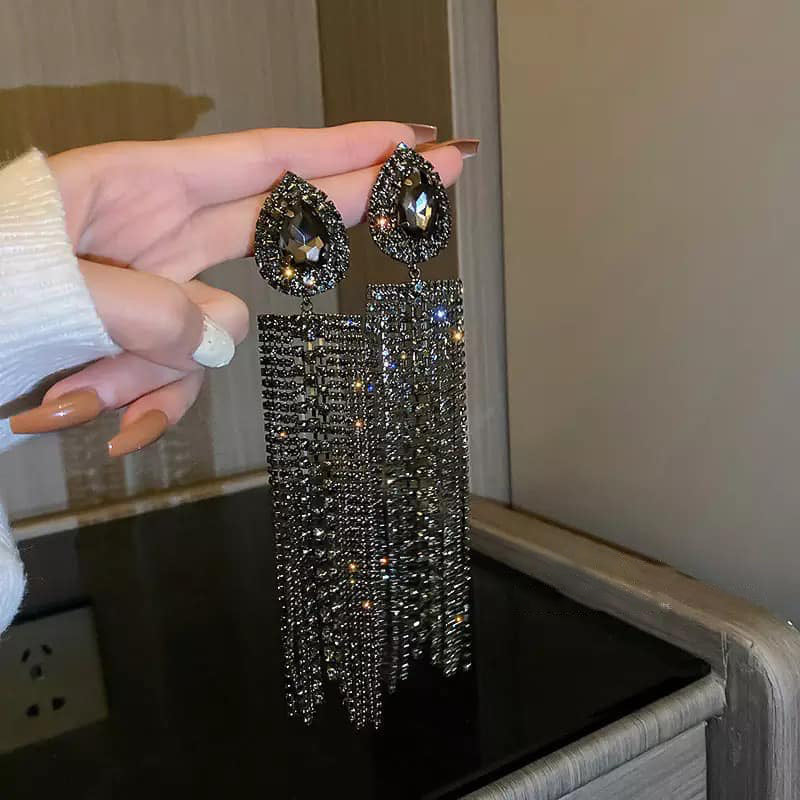 Cercei candelabru luxury eleganti lungi din ziriconiu WE039